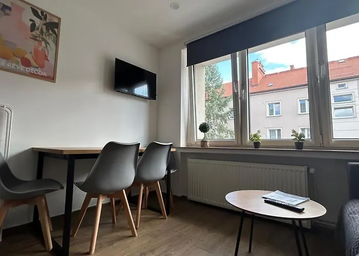 Apartamentsbymatyrafa-xii *